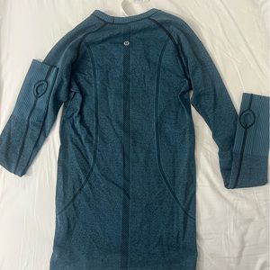 Teal Lululemon Swiftly Tech Long sleeve.